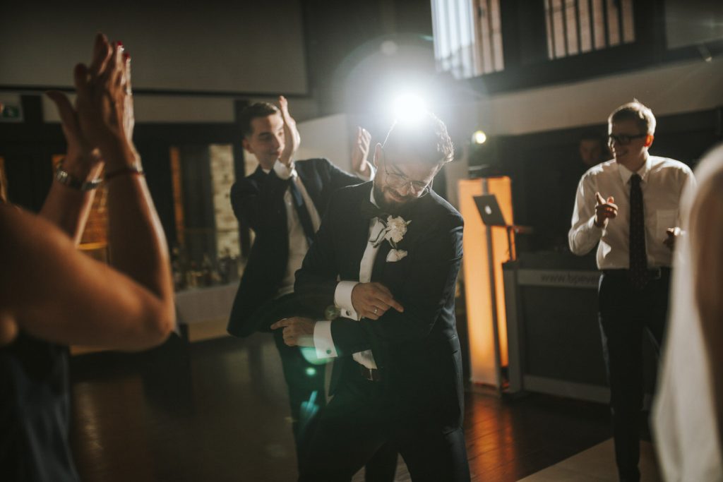 fotografia ślubna Many Weddings fotograf ślubny boho rustykalnie villa love folwark zalesie folwark wąsowo kutulińskiego 6 dolina cedronu